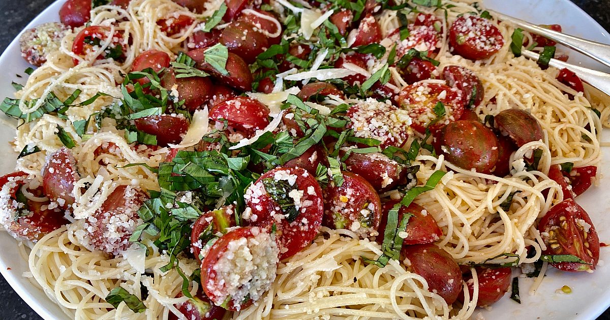 Easy Entertaining: Ina Garten's Customizable Summer Garden Pasta